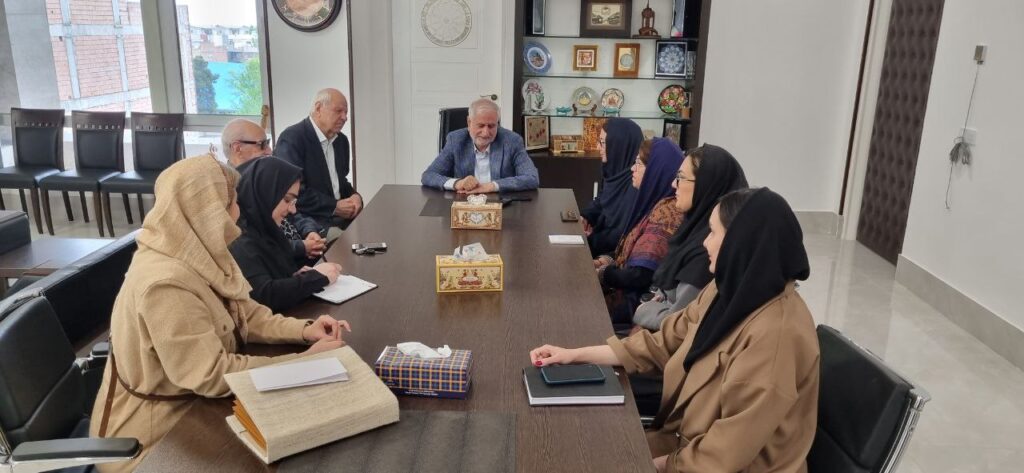 دیدار اعضاء هیات مدیره کانون زنان بازرگان استان گلستان با رئیس اتاق بازرگانی ، صنایع ، معادن و کشاورزی گرگان