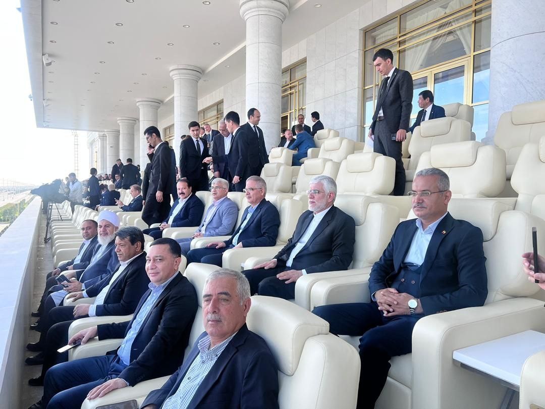 حضور استاندار گلستان ، رئیس و برخی از اعضا هیات نمایندگان اتاق بازرگان گرگان و هیات همراه در جشن ملی ترکمنستان