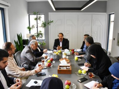 میز گرد خبری با محوریت بررسی منابع بانکی و ارتباط آن با رونق تولید